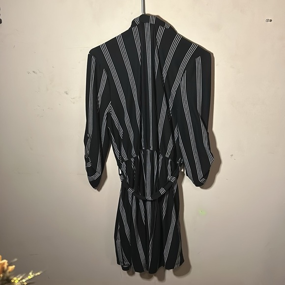Black and white striped Derek heart dress - Picture 3 of 3